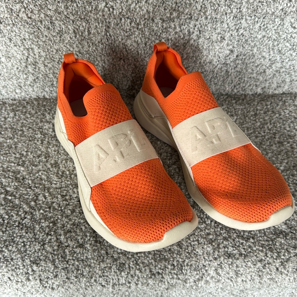 APL Techloom Bliss Mesh Sneakers Orange/White Running Jogging Women's Size 9